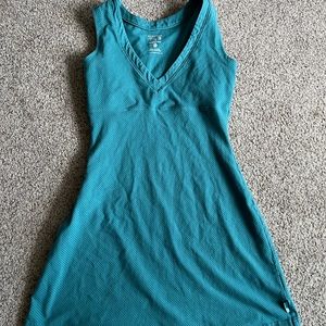 Mountain hardware dress